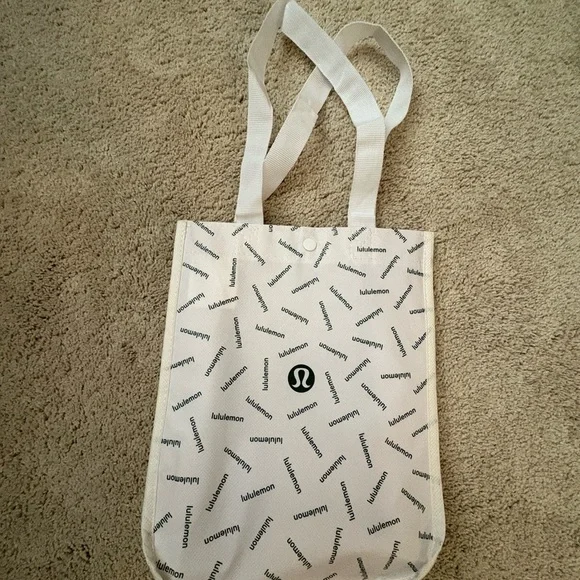 lululemon athletica Mini Bags Set - Red, White, Black - Picture 2 of 5
